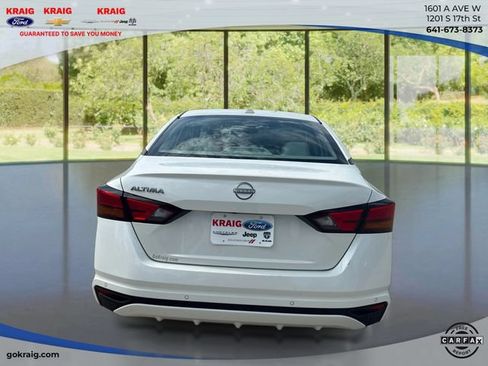 Used 2025 Nissan Altima 2.5 SV FWD image 6