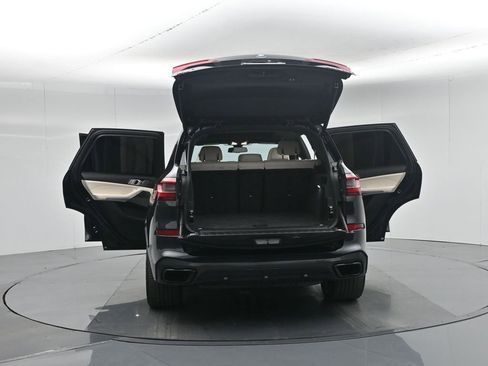 Used 2022 BMW X5 M50i w/ Executive Package image 43