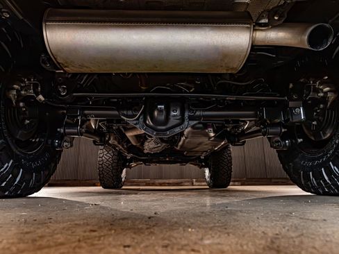 Used 2023 Ford Bronco Wildtrak image 15