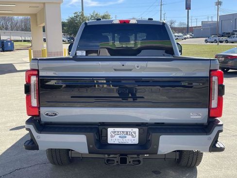 New 2026 Ford F250 Platinum AWD/4WD image 4