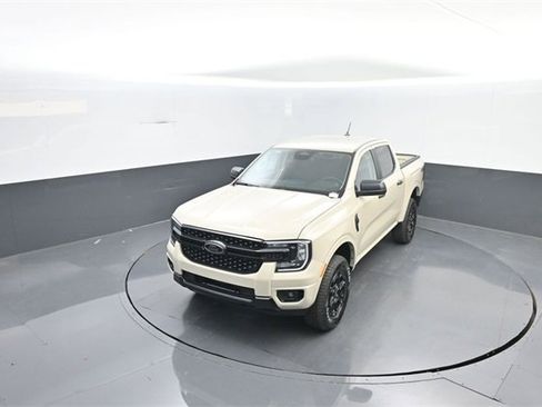 New 2025 Ford Ranger XLT w/ Black Appearance Package image 17