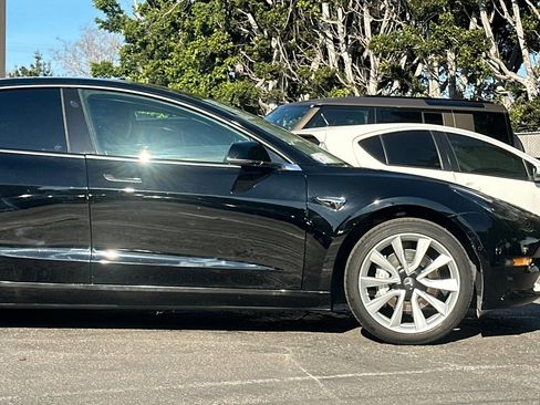 Used 2018 Tesla Model 3 Long Range image 33