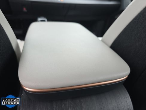 Used 2023 Nissan Ariya AWD image 44