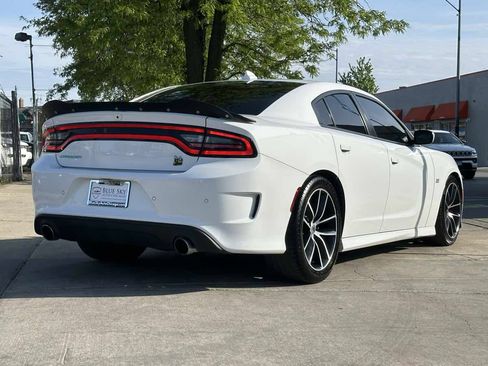 Used 2018 Dodge Charger R/T Scat Pack RWD image 5
