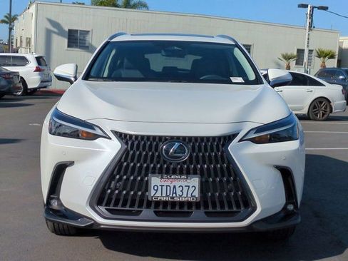 Used 2025 Lexus NX 350h AWD w/ Premium Package image 2