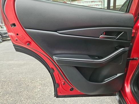 Used 2025 MAZDA CX-30 AWD 2.5 S w/ Preferred Package image 17