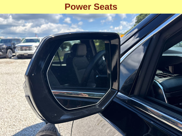 Used 2025 GMC Yukon Elevation w/ LPO, Elevation Black Package AWD/4WD image 7