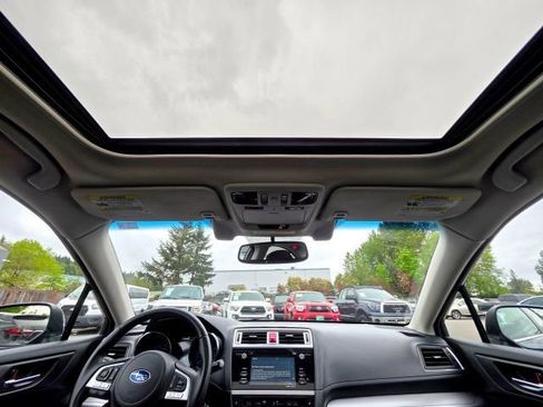 Used 2016 Subaru Legacy 2.5i Premium AWD/4WD image 23