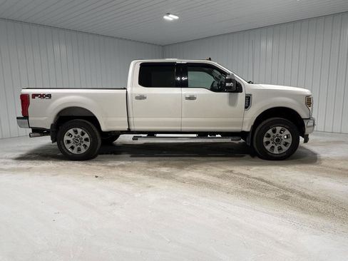 Used 2019 Ford F250 Lariat w/ Chrome Package image 8
