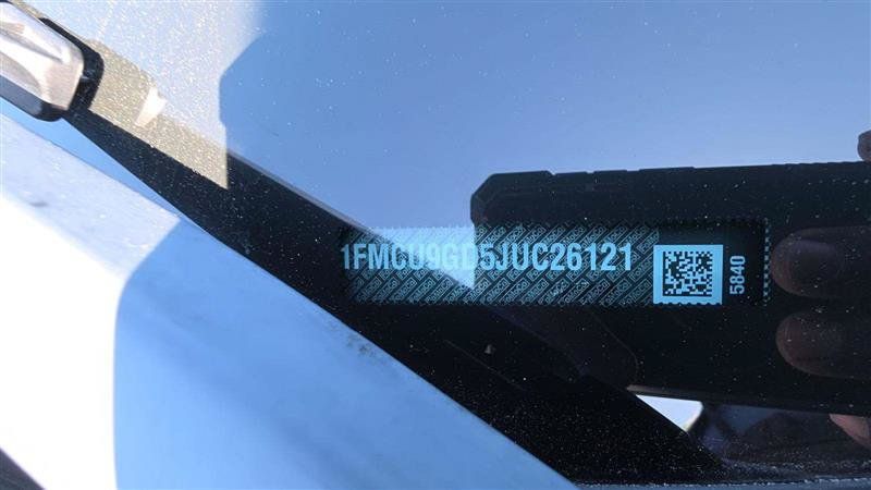 Used 2018 Ford Escape SE w/ SE Sport Appearance Package AWD/4WD image 23