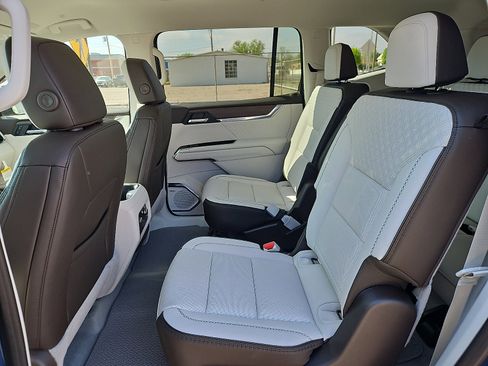 New 2026 GMC Acadia Denali w/ Super Cruise Package image 11