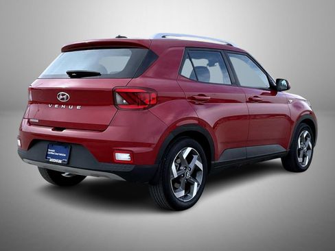 Certified 2023 Hyundai Venue SEL image 5