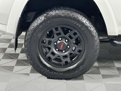Used 2016 Toyota 4Runner TRD Pro image 16