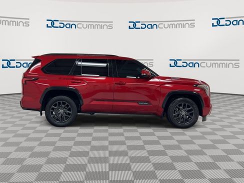 Used 2023 Toyota Sequoia Platinum AWD/4WD image 9