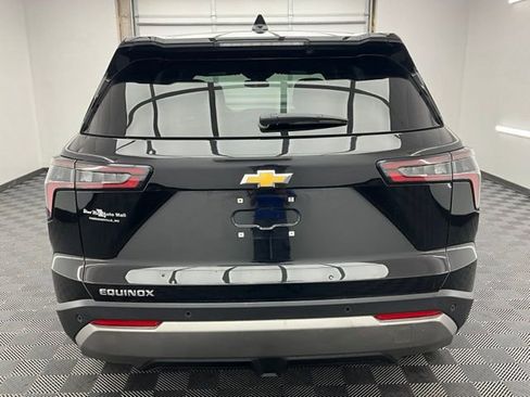 Used 2025 Chevrolet Equinox LT image 22