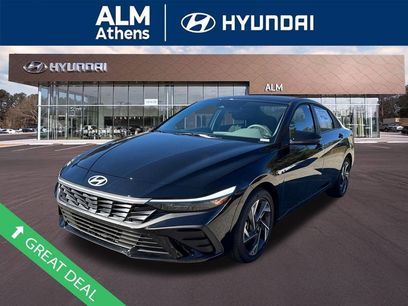 New 2025 Hyundai Elantra SEL