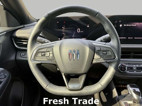 Used 2024 Buick Envista Preferred w/ Convenience I Package FWD image 11