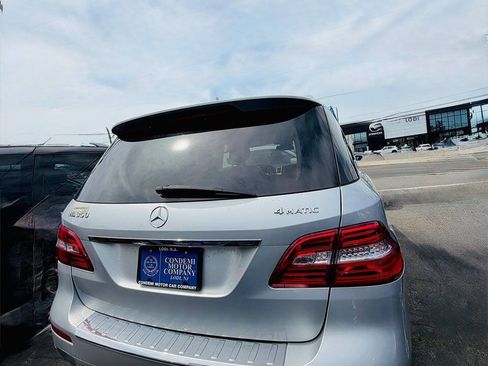 Used 2015 Mercedes-Benz ML 350 4MATIC w/ Premium 1 Package image 6