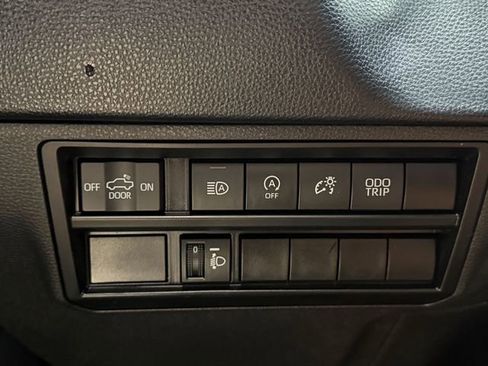 Used 2023 Toyota Tundra SR5 AWD/4WD image 19