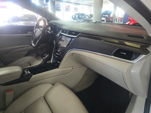 Used 2014 Cadillac XTS Luxury w/ Driver Awareness Package image 13