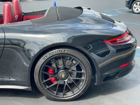 Used 2018 Porsche 911 Carrera 4 GTS AWD/4WD image 17