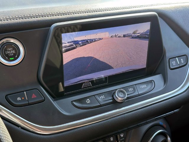 Used 2022 Chevrolet Blazer LT FWD image 25