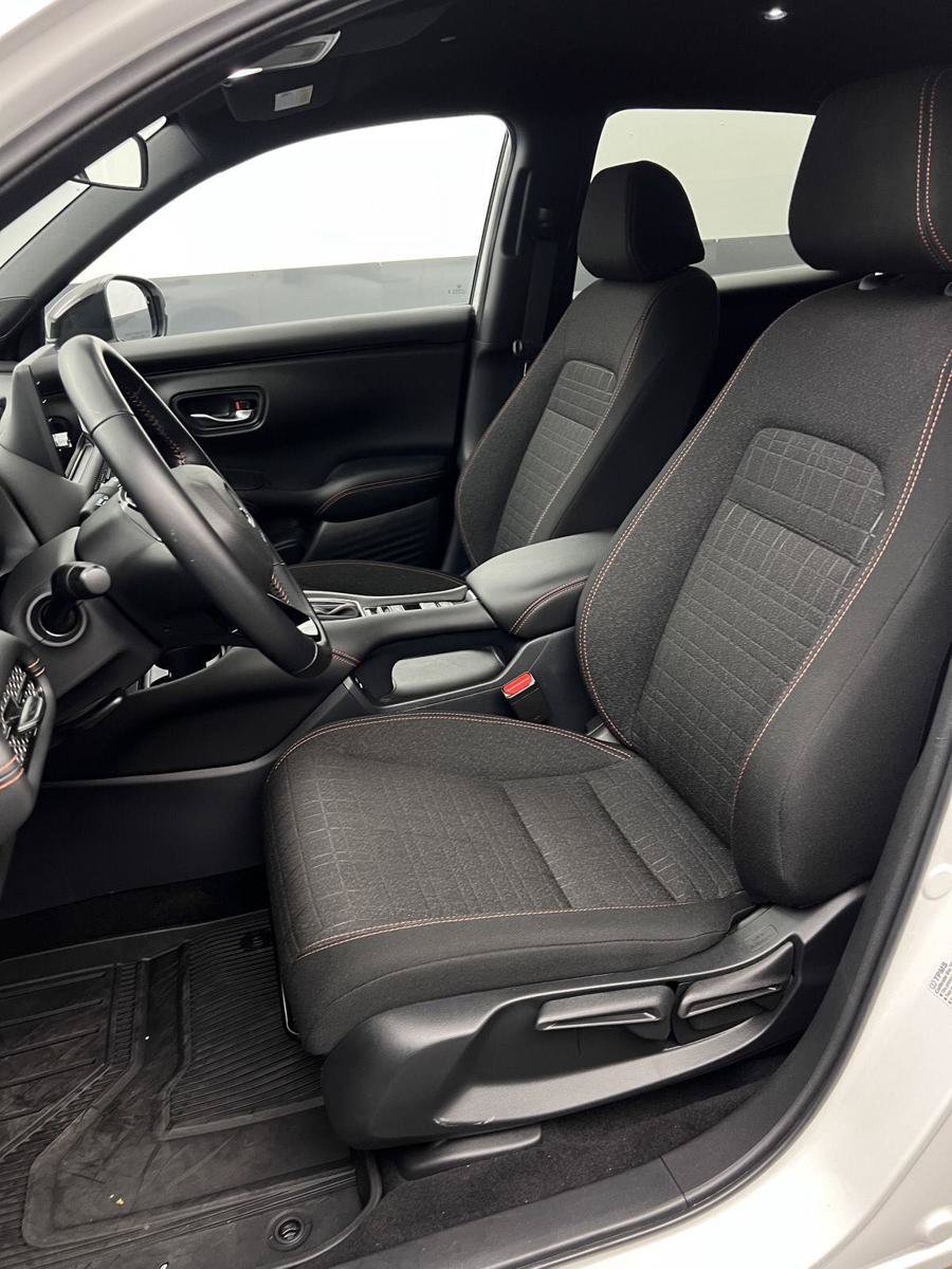 Used 2026 Honda HR-V Sport image 17