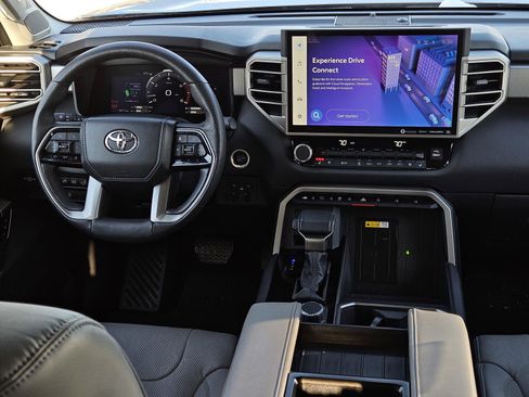 Used 2024 Toyota Tundra Limited image 31