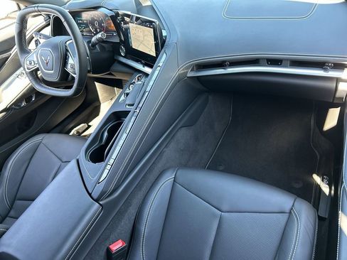 Used 2025 Chevrolet Corvette Stingray Coupe w/ 1LT image 28