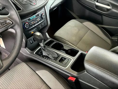 Used 2017 Ford Escape SE FWD image 15