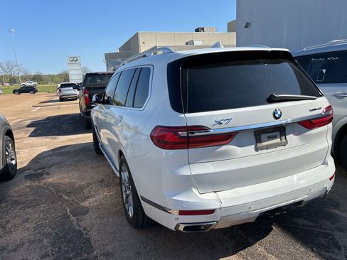 Used 2020 BMW X7 xDrive40i w/ Premium Package image 34