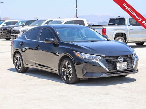 Used 2025 Nissan Sentra SV w/ Trunk Package FWD image 3