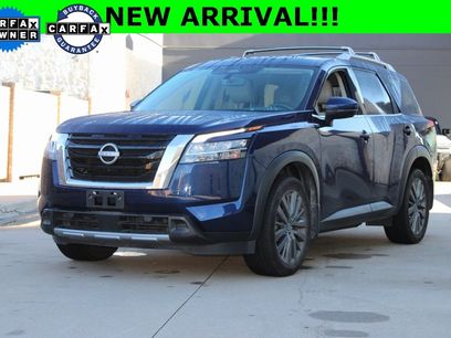 Used 2024 Nissan Pathfinder SL w/ SL Premium Package