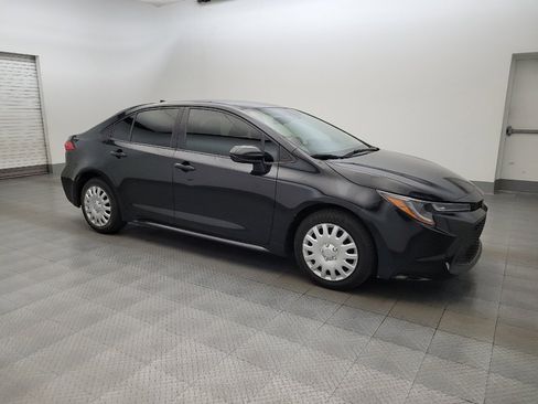 Used 2022 Toyota Corolla LE w/ Carpet Mat Package (TMS) FWD image 11