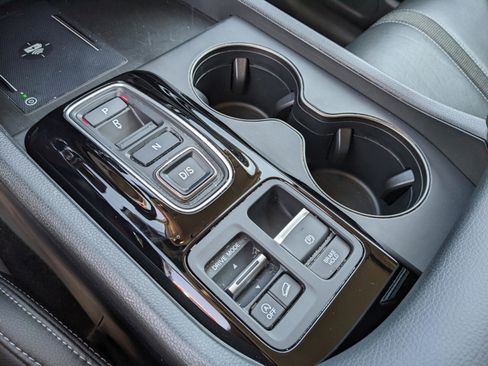 Used 2023 Honda Pilot EX-L image 24