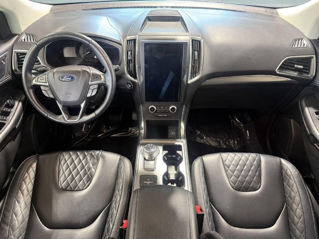 Used 2023 Ford Edge Titanium w/ Cold Weather Package AWD/4WD image 28
