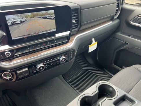 New 2026 GMC Sierra 1500 Elevation image 28