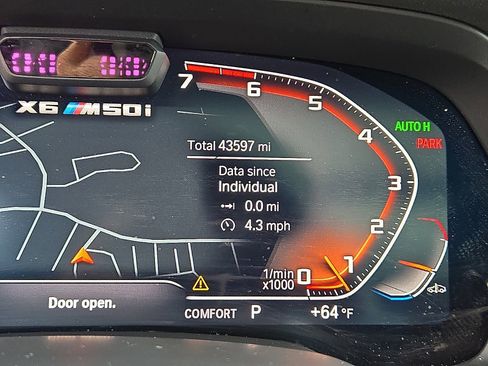 Used 2023 BMW X6 M50i w/ Executive Package image 22