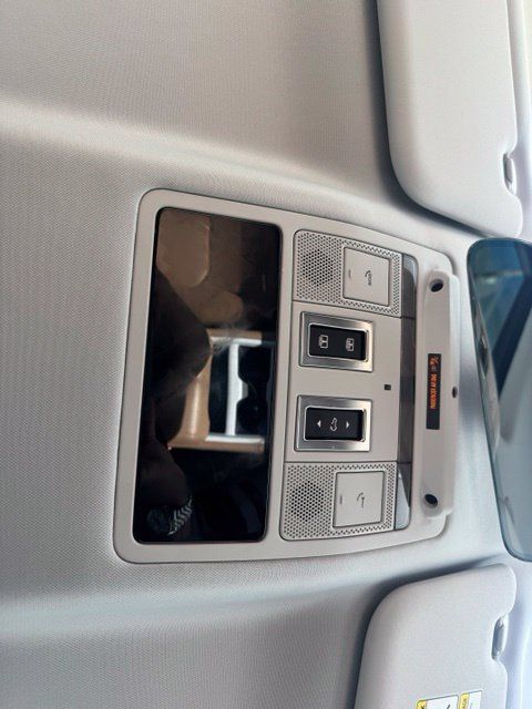 Used 2025 Land Rover Defender 110 S AWD/4WD image 32
