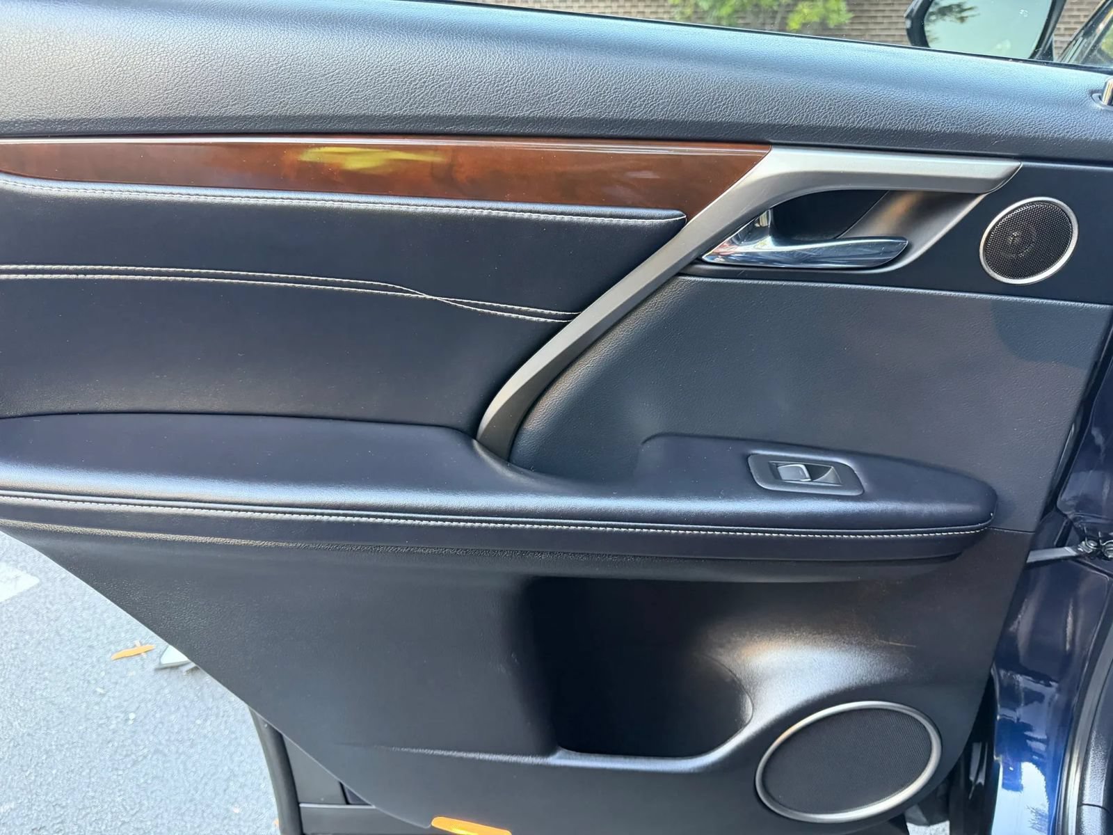 Used 2019 Lexus RX 450h AWD w/ Navigation Package image 26