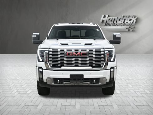 Used 2025 GMC Sierra 2500 Denali w/ Technology Package image 6