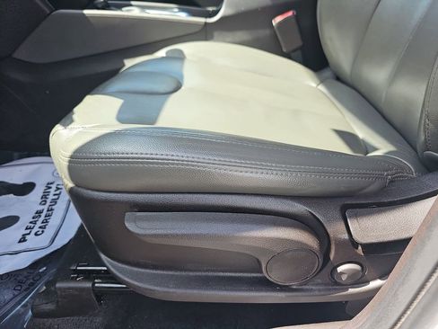 Used 2019 Hyundai Santa Fe SE FWD image 33
