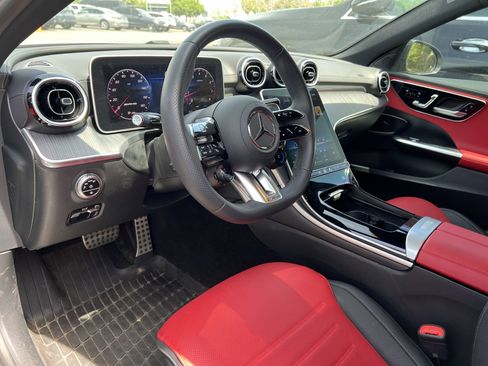 Used 2025 Mercedes-Benz C 43 AMG 4MATIC Sedan image 17