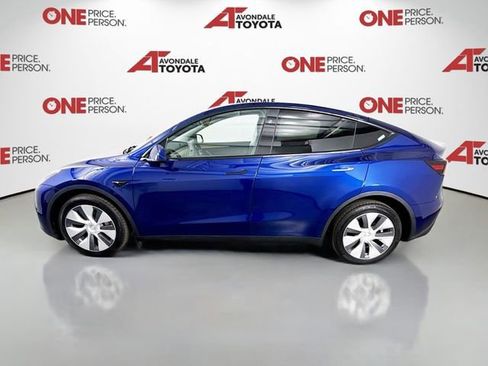 Used 2023 Tesla Model Y Long Range image 4