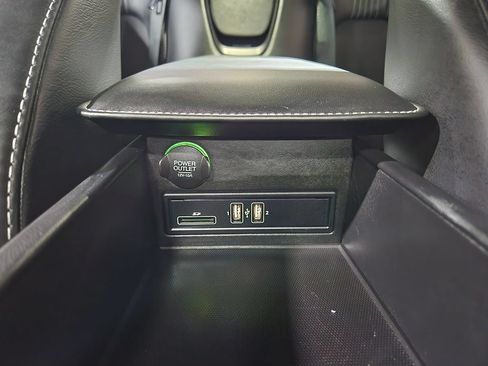 Used 2021 Aston Martin DB11 Coupe RWD image 58