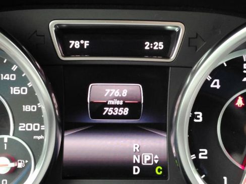 Used 2015 Mercedes-Benz GL 63 AMG 4MATIC image 45