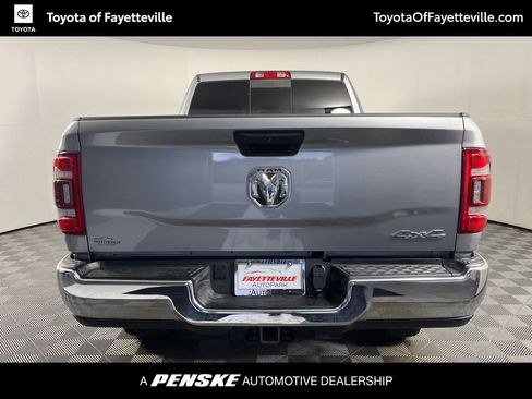 Used 2024 RAM 2500 Tradesman w/ Chrome Appearance Group AWD/4WD image 9