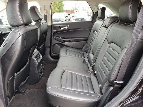 Certified 2020 Ford Edge SEL w/ Convenience Package image 10