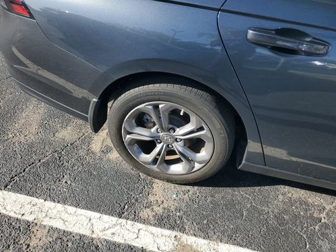 Used 2024 Honda Accord EX image 4