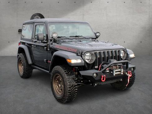 Used 2018 Jeep Wrangler Rubicon image 3